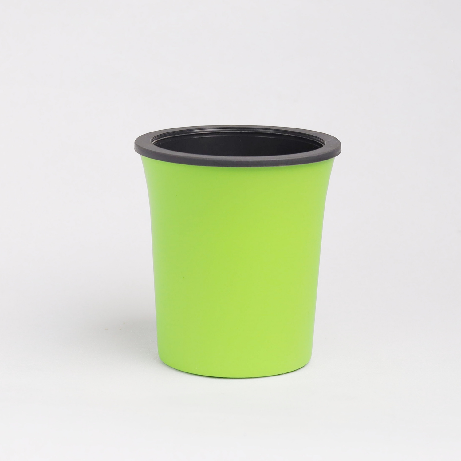 Hug A Plant | Oslo 10.5cm Round Plastic Pots with Inner for Home & Garden
